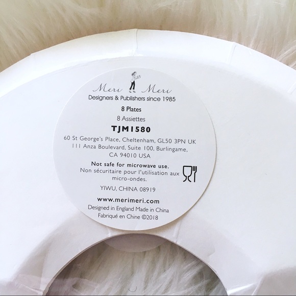 Meri Meri Rainbow Paper Plates 8 pack - Picture 3 of 3